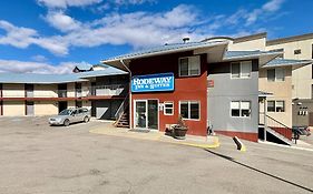 Rodeway Inn & Suites