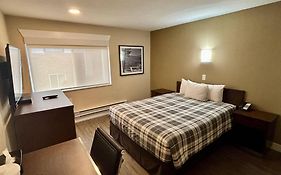 Rodeway Inn & Suites